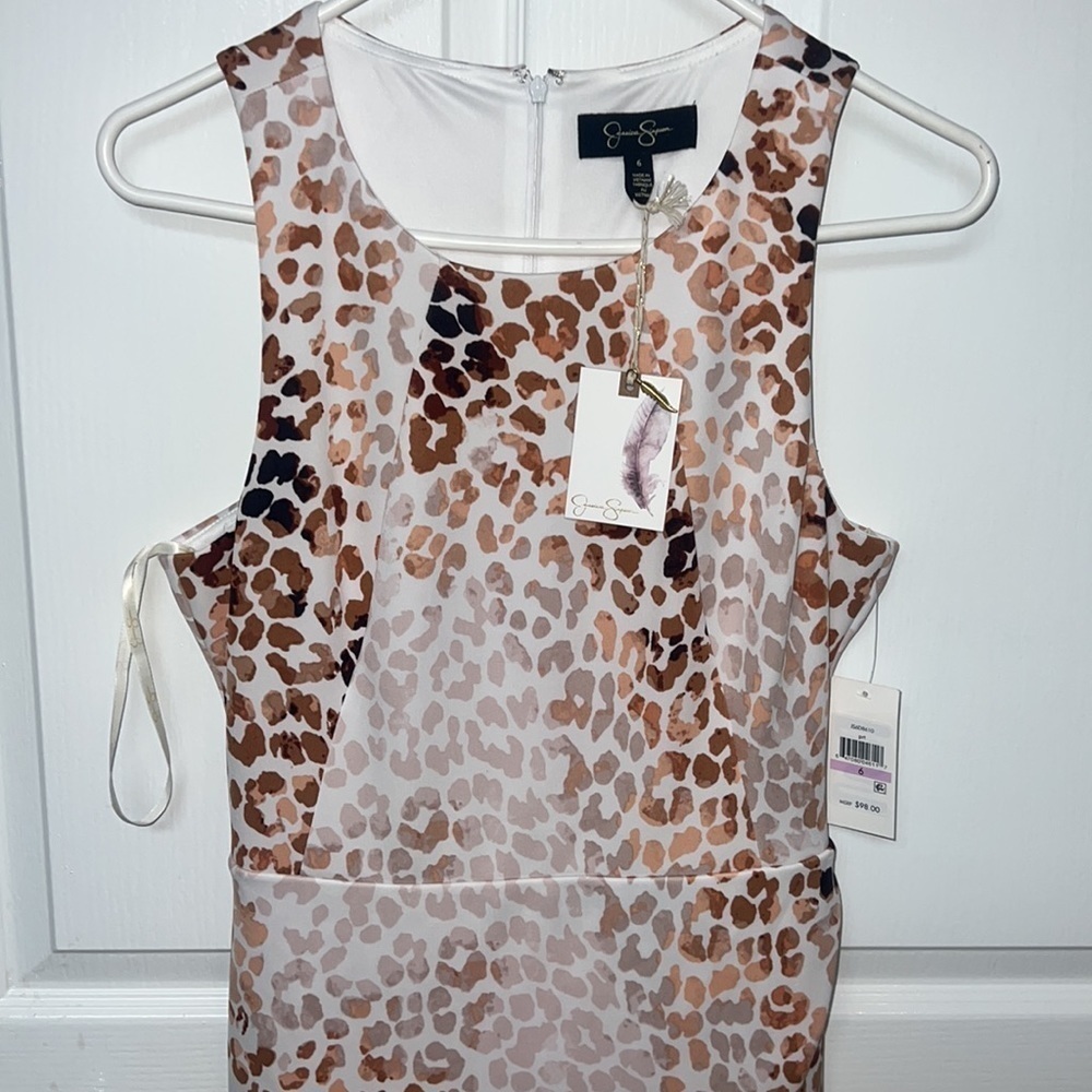 JESSICA SIMPON LEOPARD PRINT DRESS.